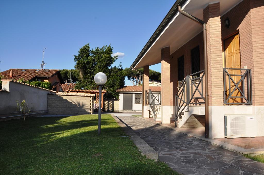Villa Smeraldo Roma Infernetto Eksteriør bilde
